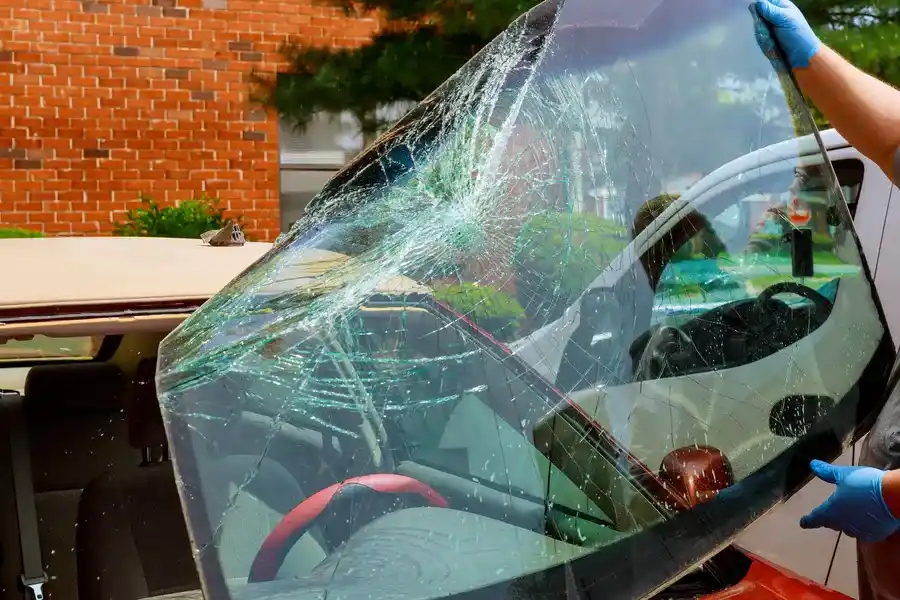 Common Misconceptions About Auto Glass Replacement Services in Ocala FL